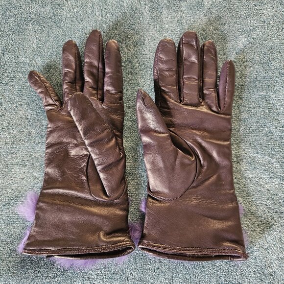 Cashmere by Bloomingdale's Purple Leather Gloves w/fur trim - Picture 5 of 9